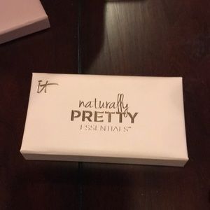 It cosmetics naturally pretty